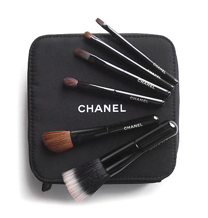 les indispensables de chanel brushes|Makeup Brushes & Tools .